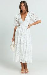 Anieshaya Midi Dress